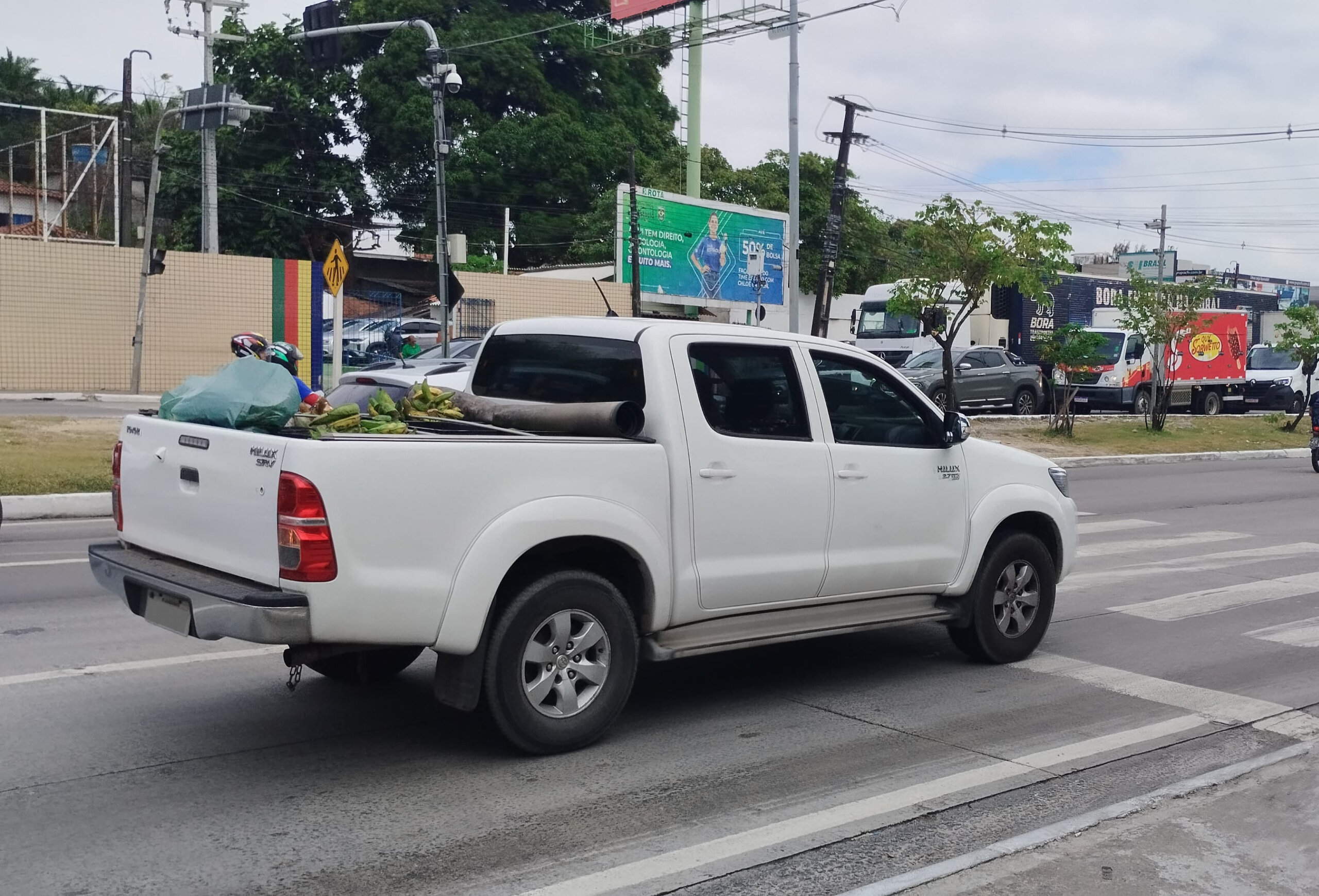Prefeitura do Jaboat\u00e3o autoriza uso de picape para servi\u00e7o de t\u00e1xi ...
